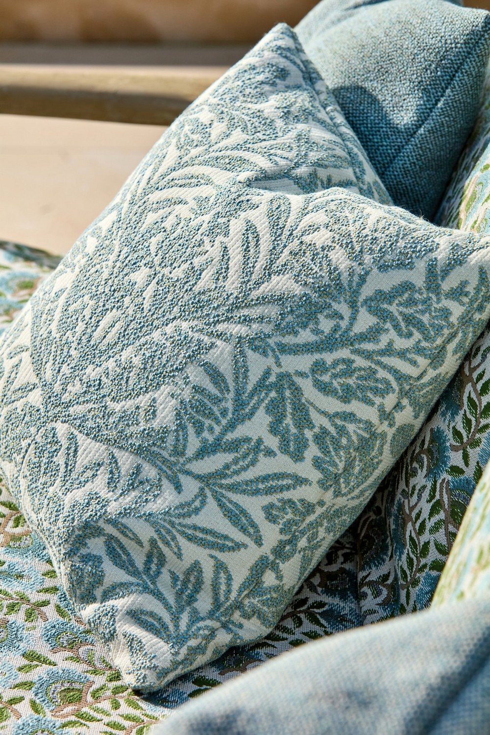 Indoor Outdoor Weaves