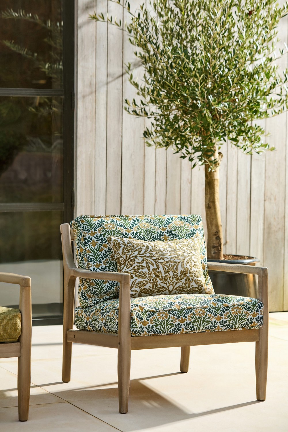 Indoor Outdoor Weaves