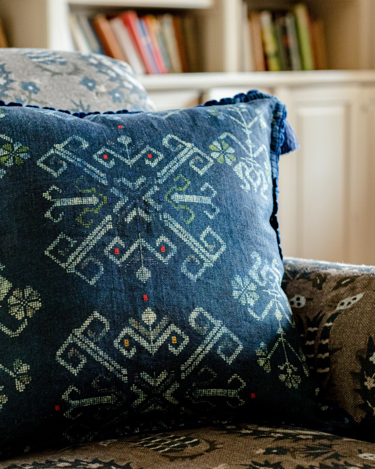 Roots Linen Fabric by MINDTHEGAP - FB00039