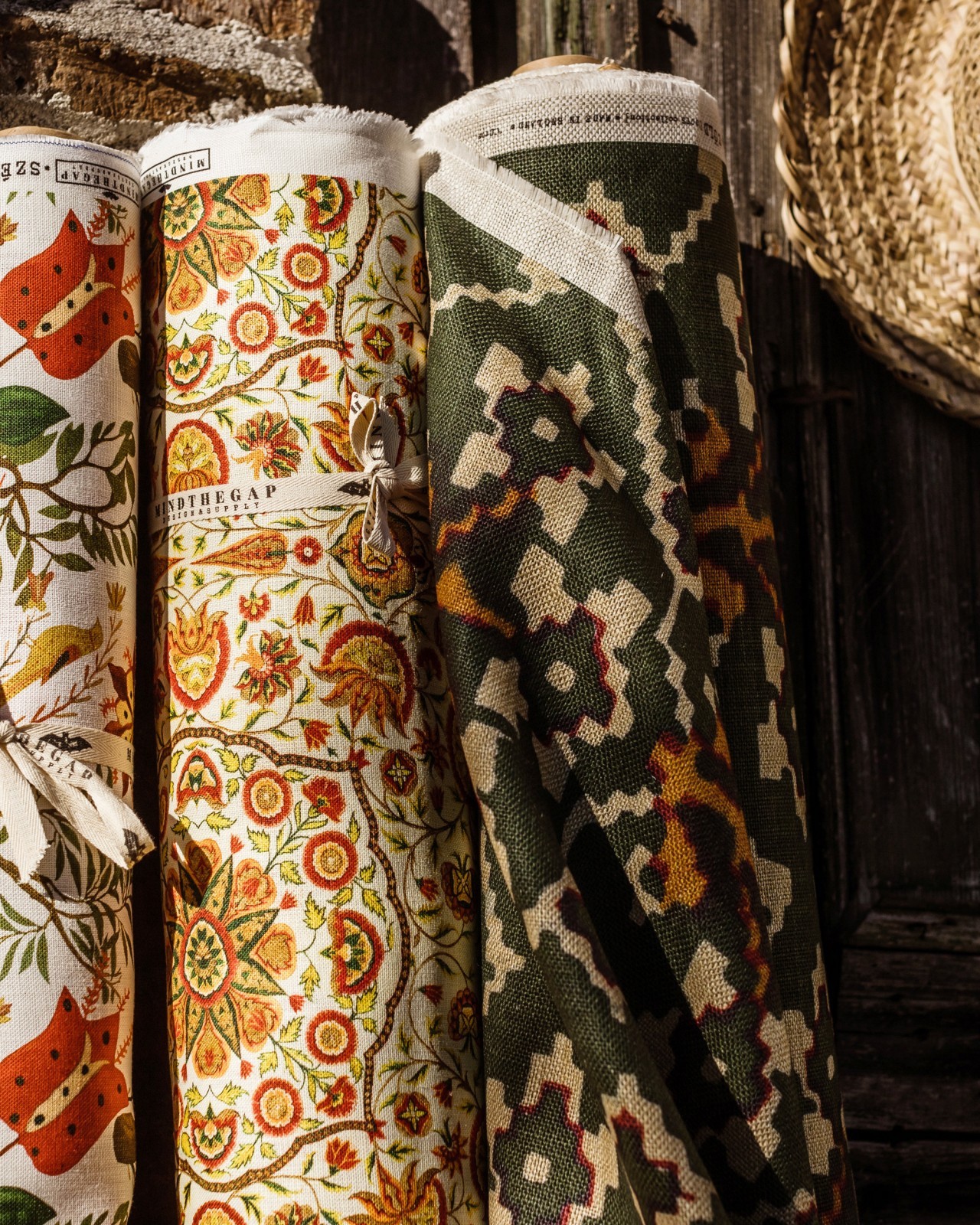 Csardas Linen Fabric by MINDTHEGAP - FB00043