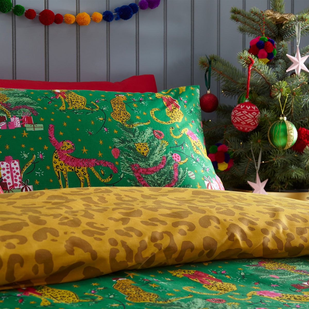 Purrfect Christmas Green / Gold Duvet Set Fabric by furn. - PURRFC/D00/GRGL