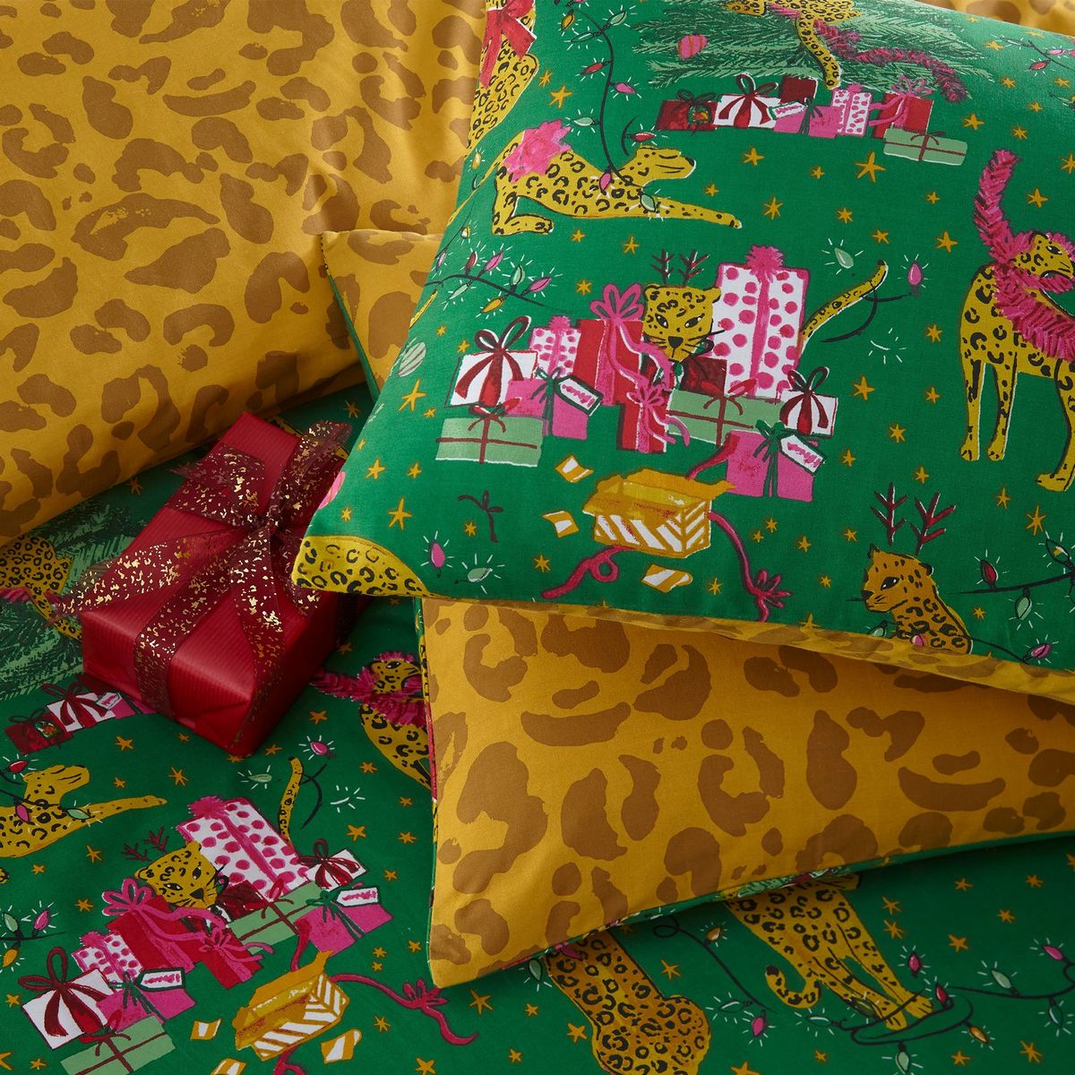 Purrfect Christmas Green / Gold Duvet Set Fabric by furn. - PURRFC/D00/GRGL