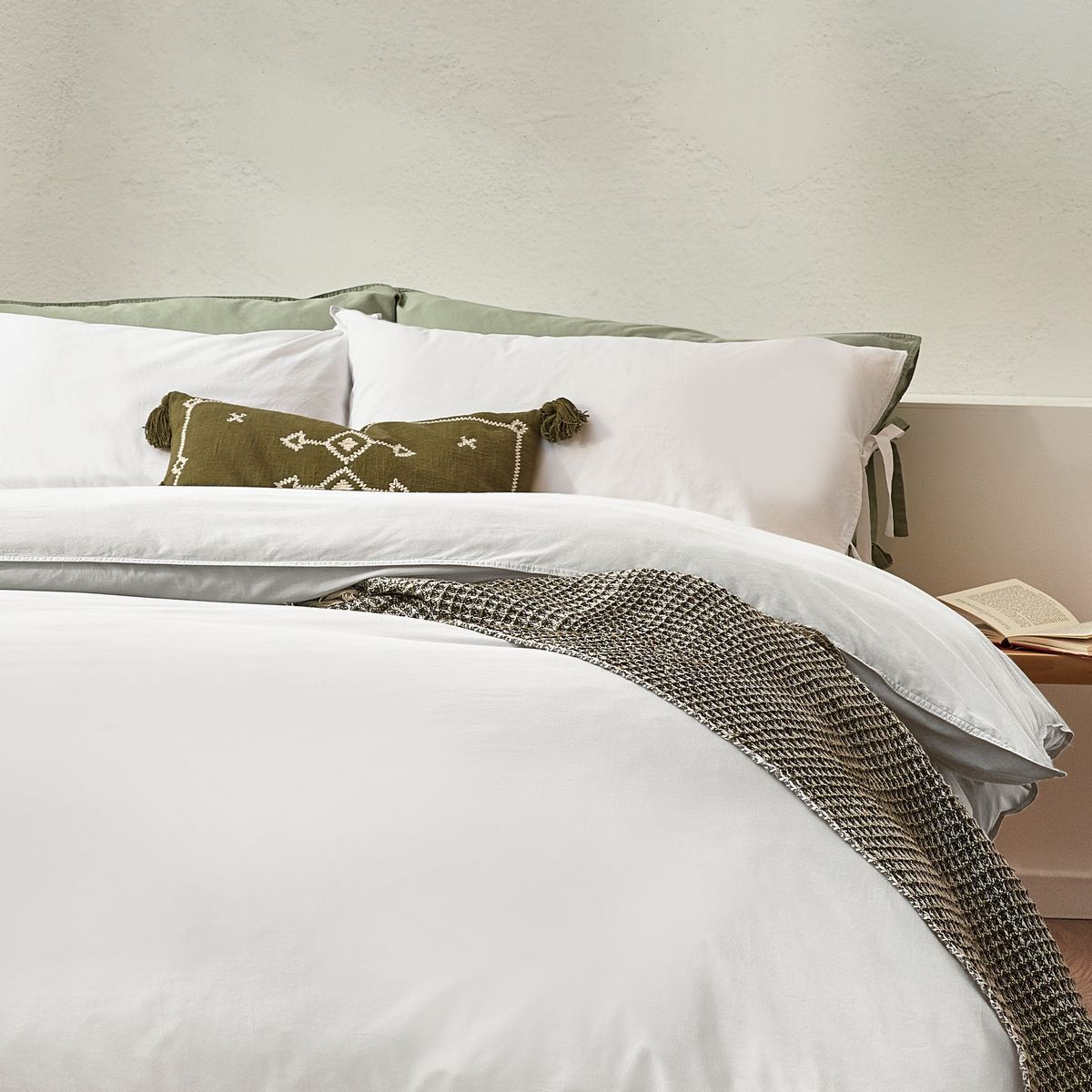 Mallow Bow Tie Warm White Duvet Set Fabric by Yard - MALLOBT/D01/WWH
