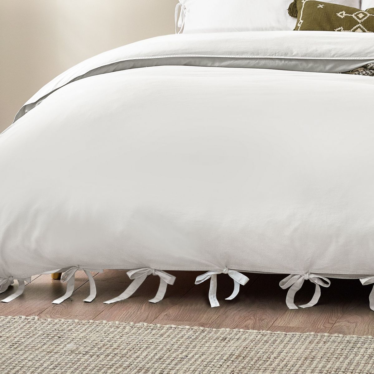 Mallow Bow Tie Warm White Duvet Set Fabric by Yard - MALLOBT/D01/WWH