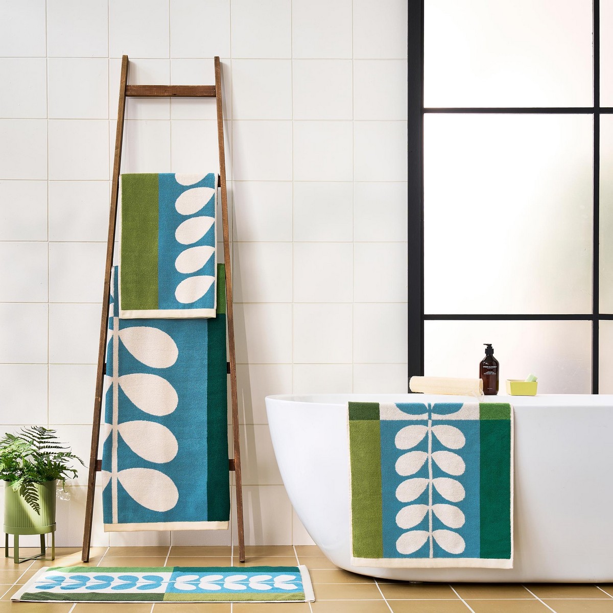 Stem Check Willow Hand Towel Fabric by Orla Kiely - OKSCHECK01HA