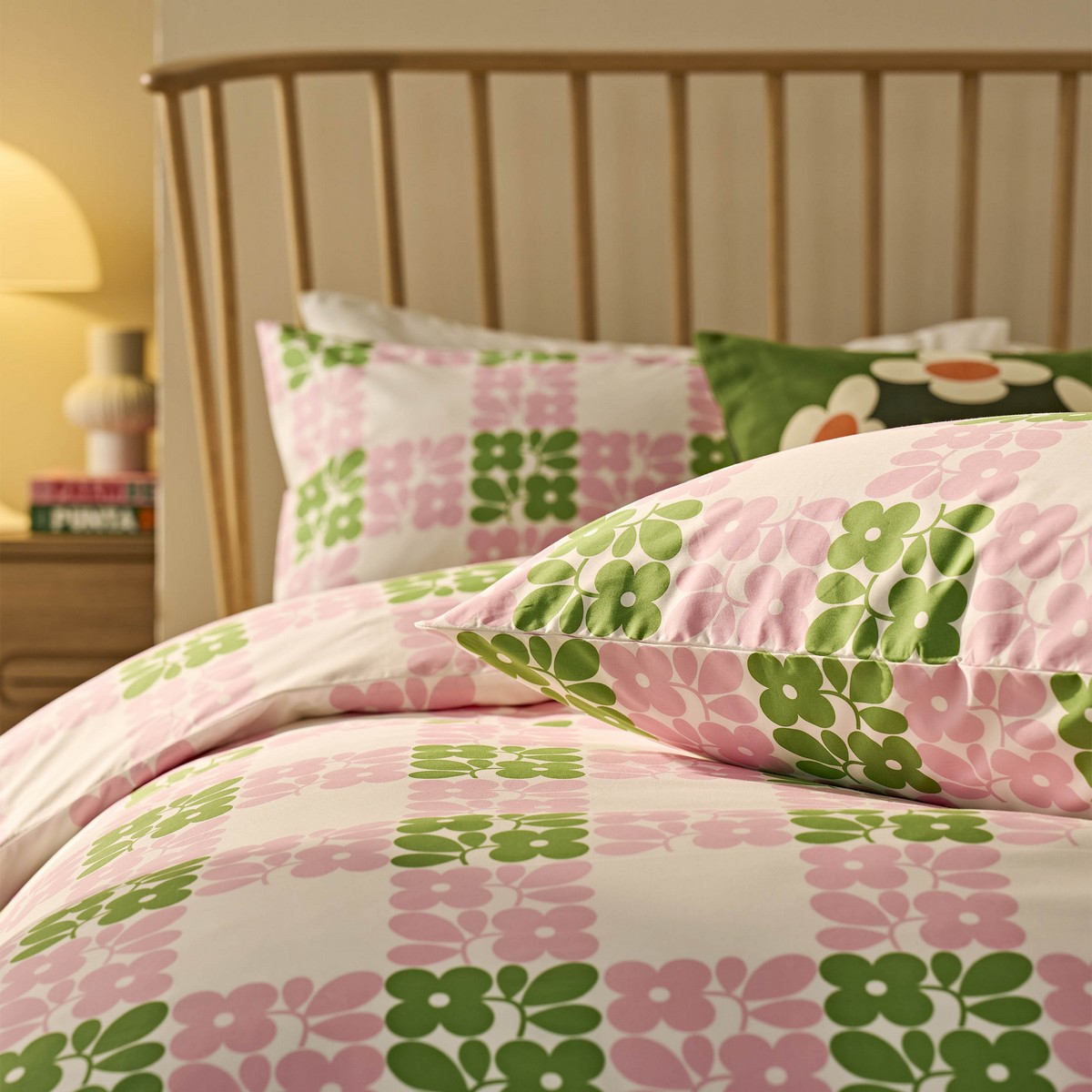 Floret Check Dill Pink Duvet Set Fabric by Orla Kiely - OKFLORET01SQ