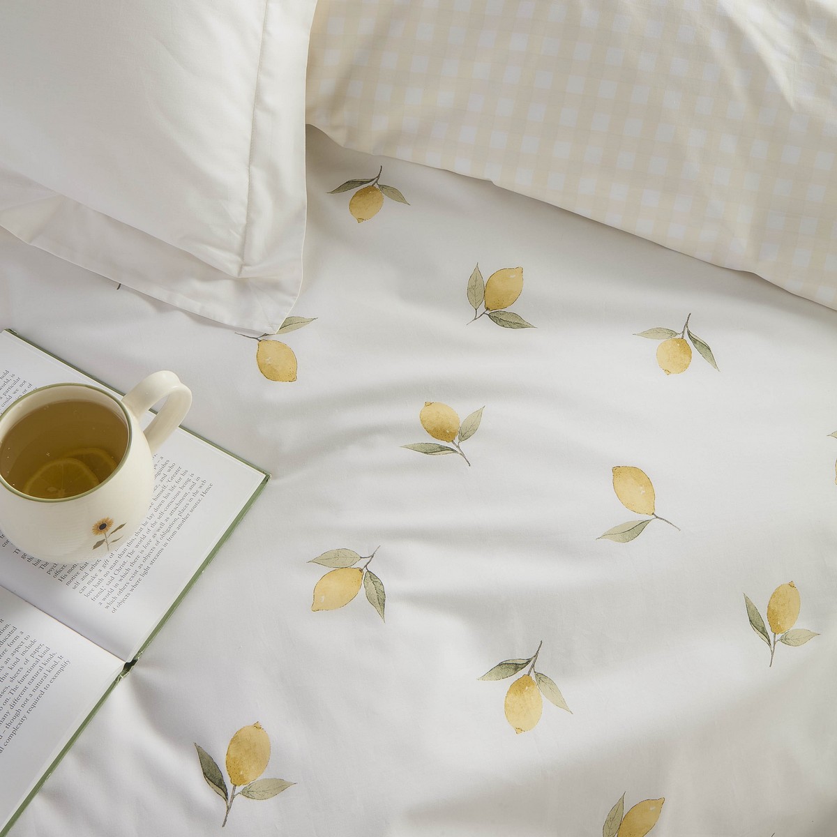 Lemons White / Yellow Duvet Set Fabric by Sophie Allport - SALEM01SQ